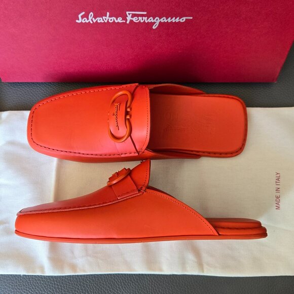 Salvatore Ferragamo Vulcano Red Calf Leather Mule - Picture 9 of 12